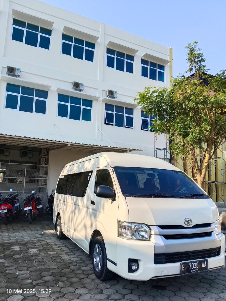 Rental Mobil Cirebon Untuk Perjalanan Bisnis Dan Wisata fot markum jogja1